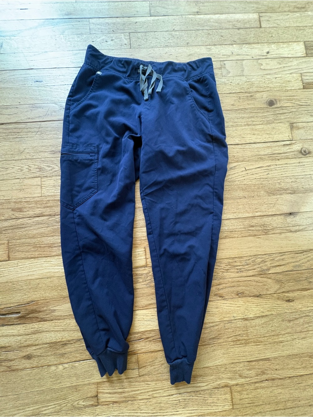 Figs Women’s Navy Joggers - Medium
